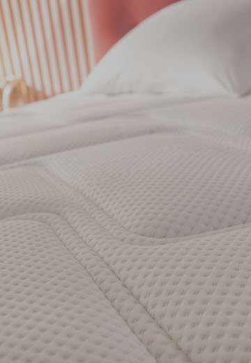 Someo conçoit et fabrique en France, gage d'un sommeil de qualité pour vous (re)mettre à rêver.