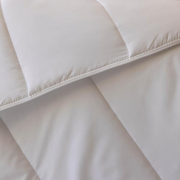 Couette tempérée mi-saison someo vue de près DAS